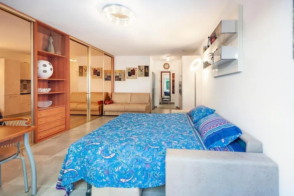 Superbe Studio Avec Terrasse En Front De Mer Mentone Appartamento